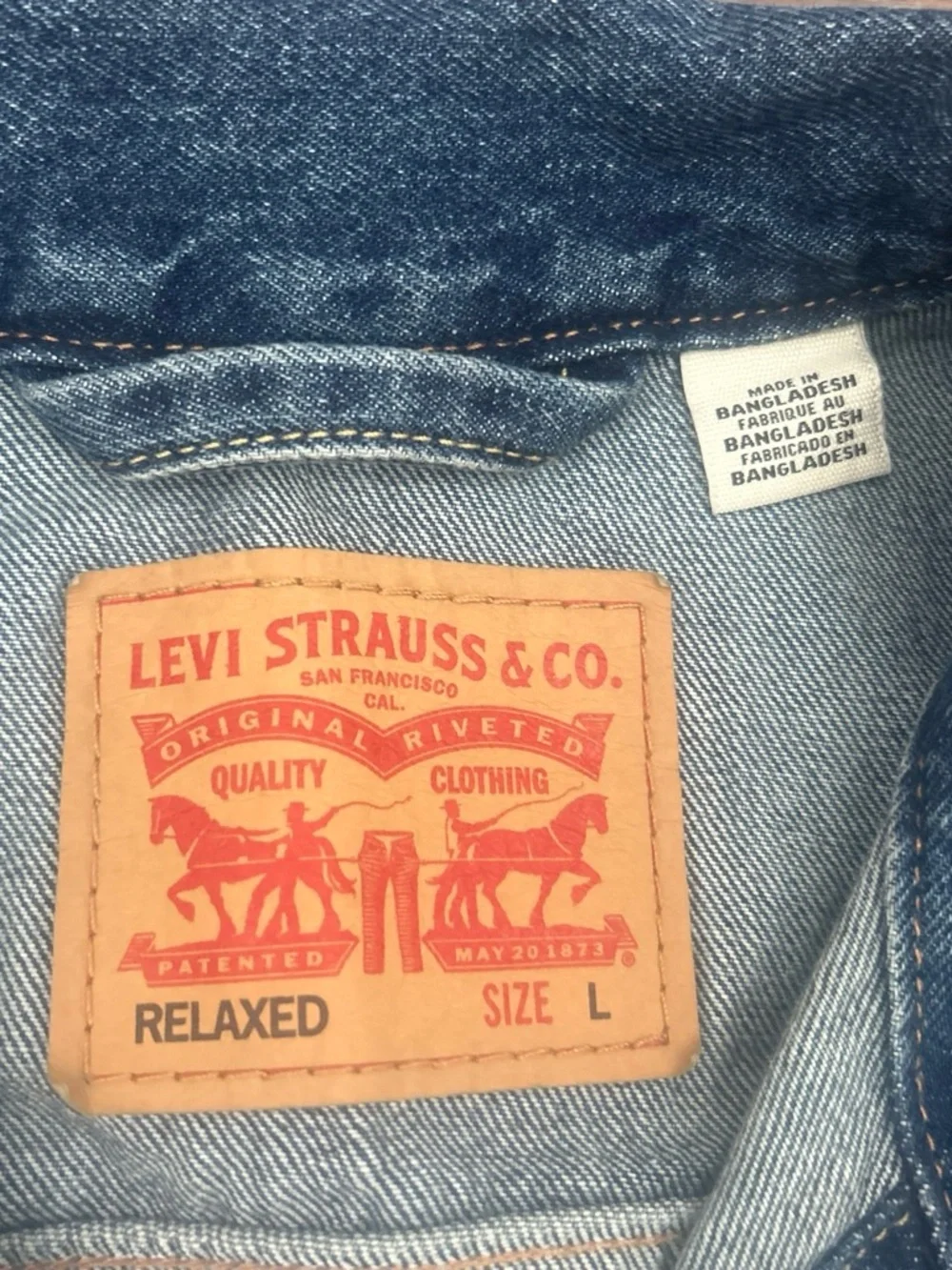 Levis size relaxed